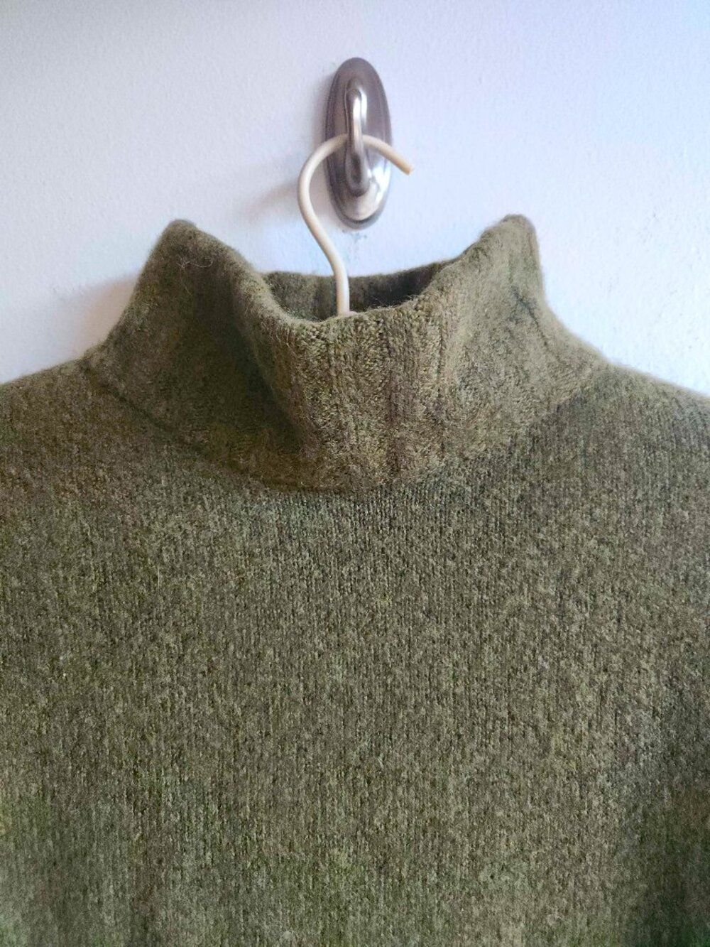 J. Crew Supersoft Olive Green Merino Alpaca Mockneck Sweater - M/L - Picture 3 of 14